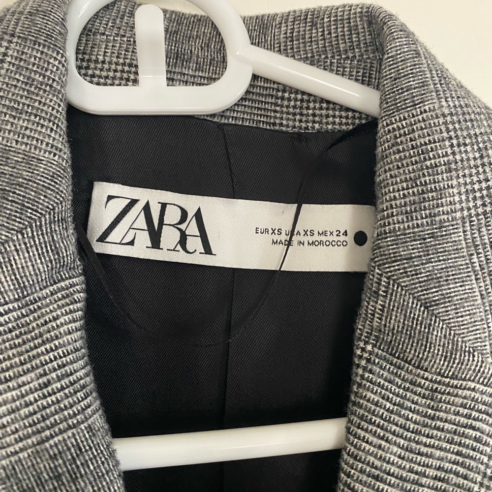 Houndstooth Double-Breasted Blazer - image 3